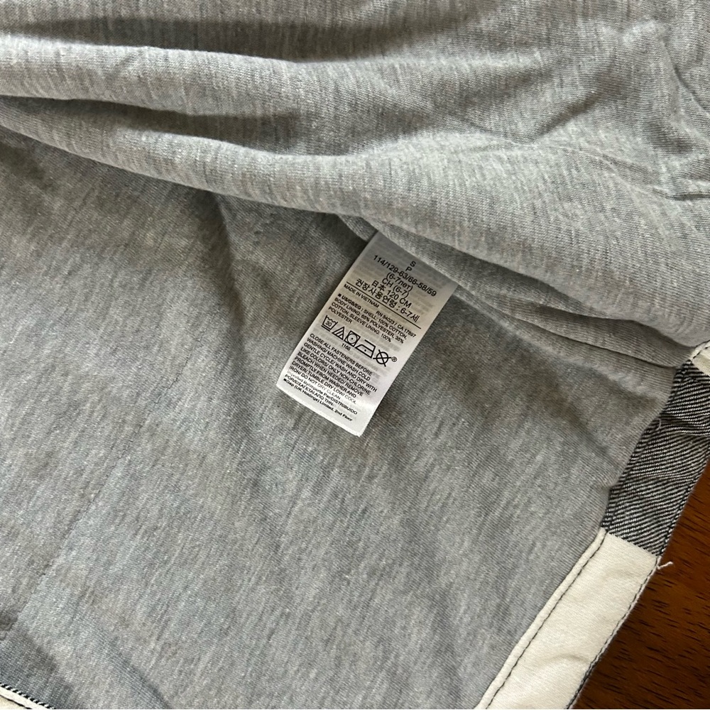 GAP Buffalo Plaid Shacket — Boy Size S 6-7 | Black & White | NWT - Picture 6 of 7